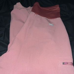 Figs maternity scrub pants